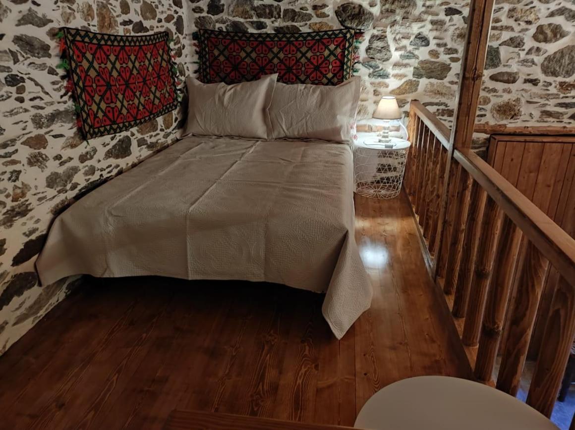πέτροκτιστο σπίτι. Stone House Karystos (Evia)